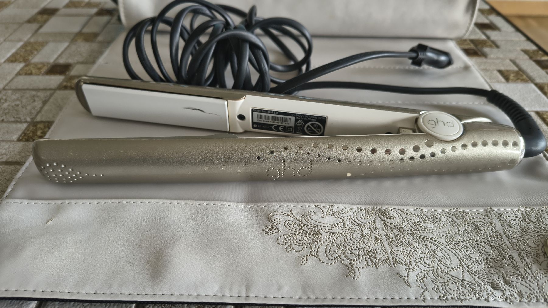 GHD Piastre & Arricciacapelli: Haarglätteisen ghd – Usato da Urtenen-Schönbühl venduto da m.schneider85 1