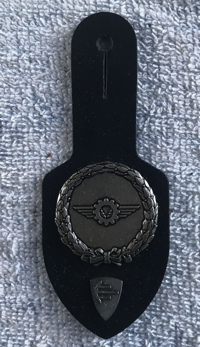 Schweizer Armee Plaketten & Abzeichen: SCHWEIZER ARMEE ABZEICHEN – Gebraucht aus Ostermundigen von wini63