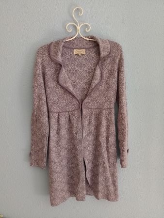 Edle Strickjacke/Mantel von Sorgenfri Sylt ,Lila
