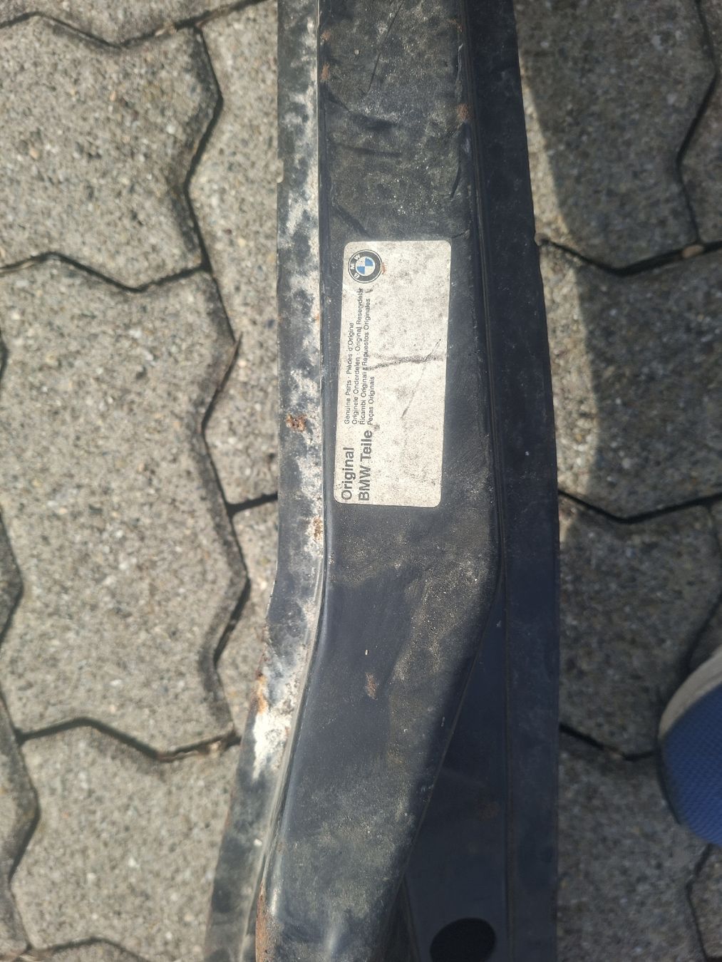 BMW Tutti pezzi di ricambio auto: BMW E30  B-Säule links neu – Nuovo e nell'imballaggio originale da Aadorf venduto da classicpower02 2
