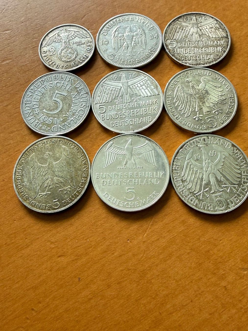 Tutti le monete: 8 x 5  Deutsche Mark, 1x 2 Deutsche Mark. Silber – Usato da Fehraltorf venduto da bruggin 8