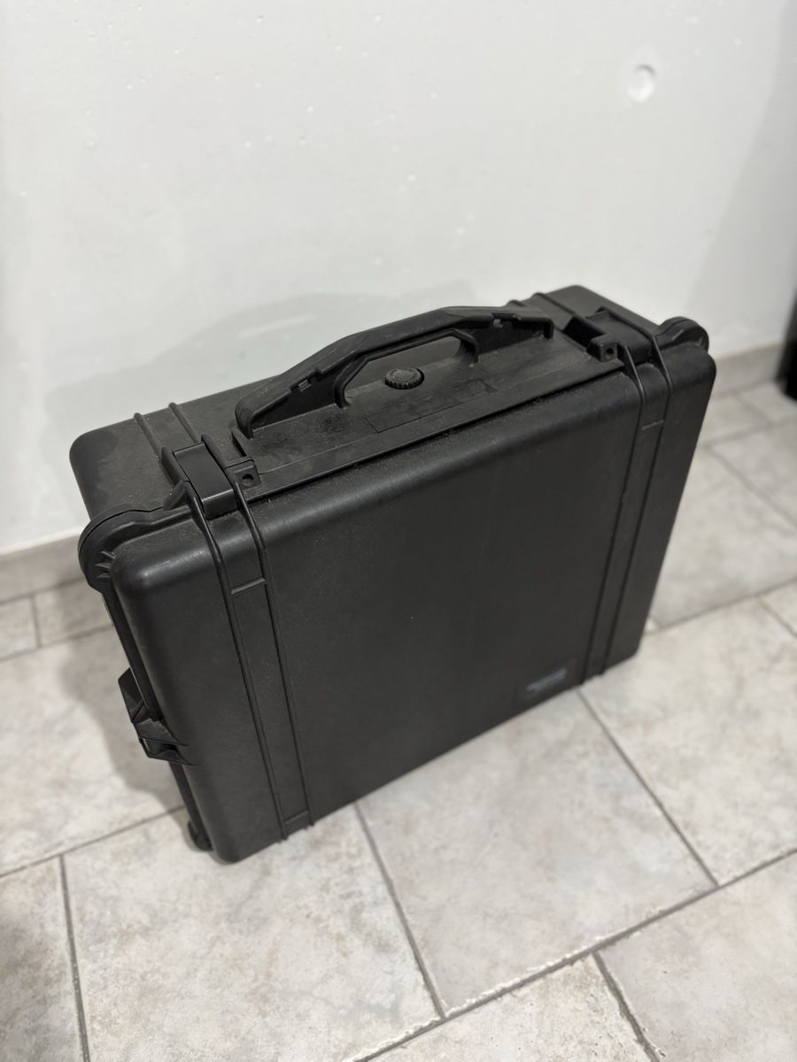Peli Valigie: Pelican Case 1600 – Usato da Zürich venduto da Areyes01 3