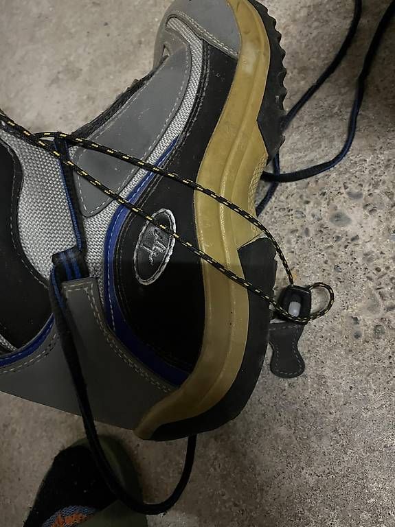 Scarpe da uomo: Snowboardschuhe 41 280 – Usato da Meilen venduto da Marili2 2