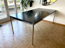 USM Tisch 200x100 Eiche schwarz