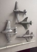4 Modellflugzeuge Metall (Militär)