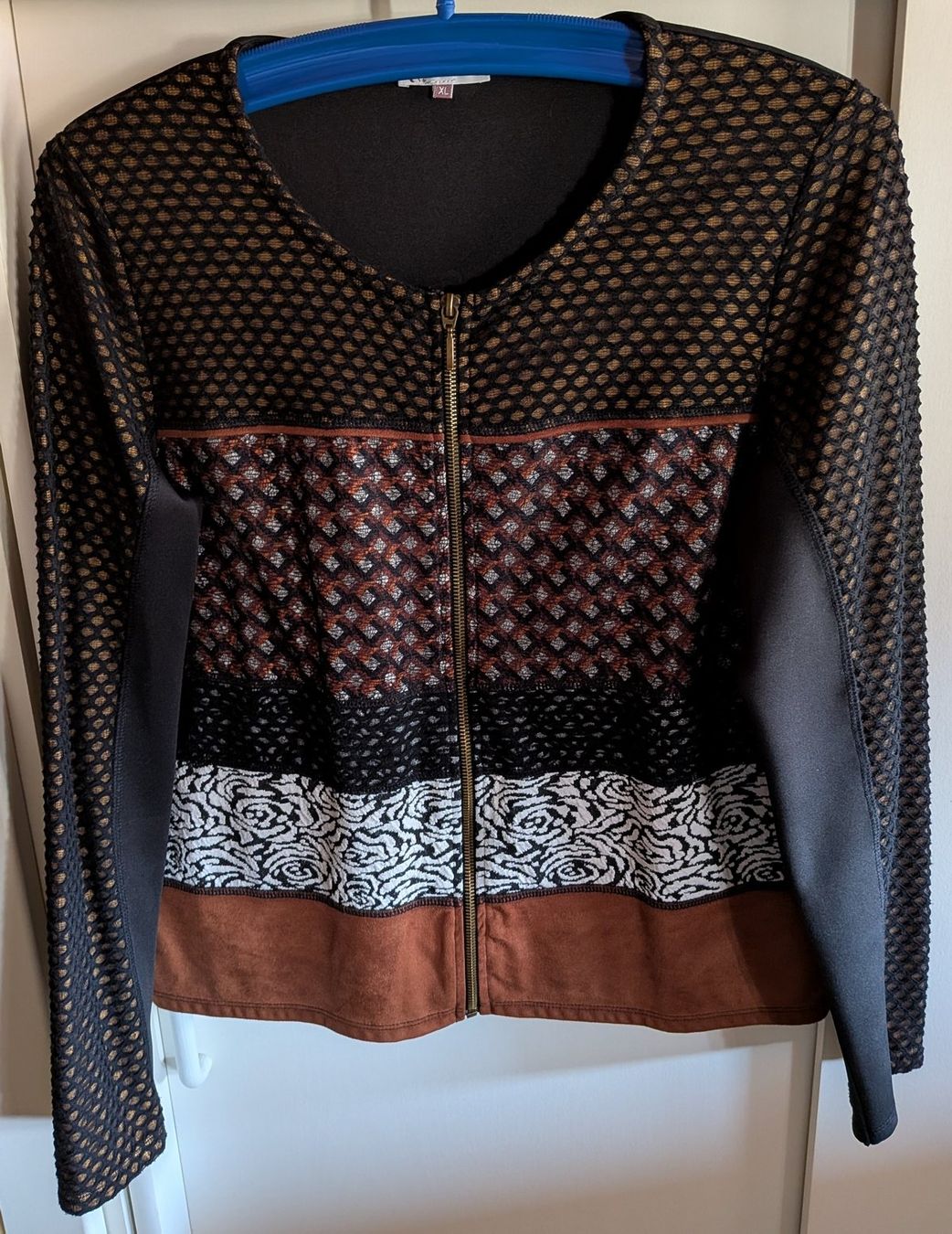 Vestiti: Ensemble composé d'une robe et d'une veste KALISSON – Usato da Villariaz venduto da Mariejoconde 3