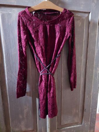 Annehouse . Sommerkleid bordeaux S