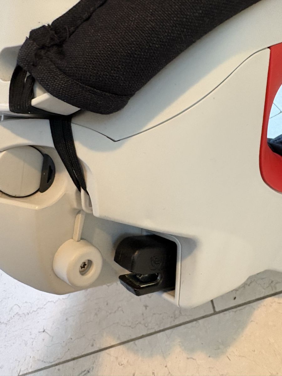 Britax Römer Seggiolini per auto: Römer Kidfix SL Autositz – Usato da Ottenbach venduto da rah_5nql 2