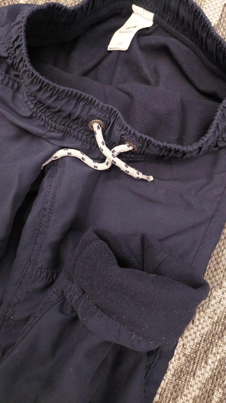 Pantaloni: Kinder Winterhose dunkelblau Grösse 122 – Usato da Egolzwil venduto da mobiledeluxe 3