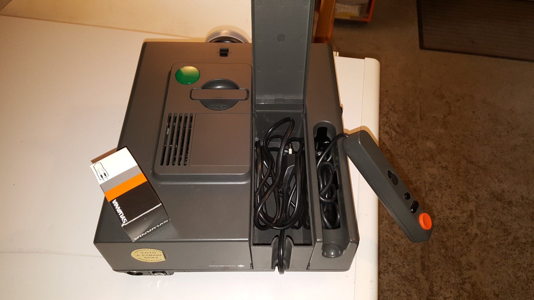 Kodak Proiettori: Dia Projekter – Usato da Thun venduto da Christhun 2