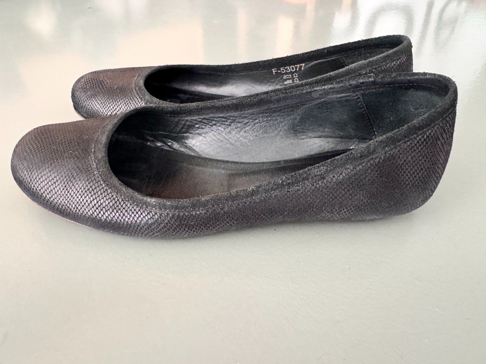 Apc Scarpe da donna: Ballerina A.P.C. Leder Gr. 36 – Usato da Aarburg venduto da Qin3ze