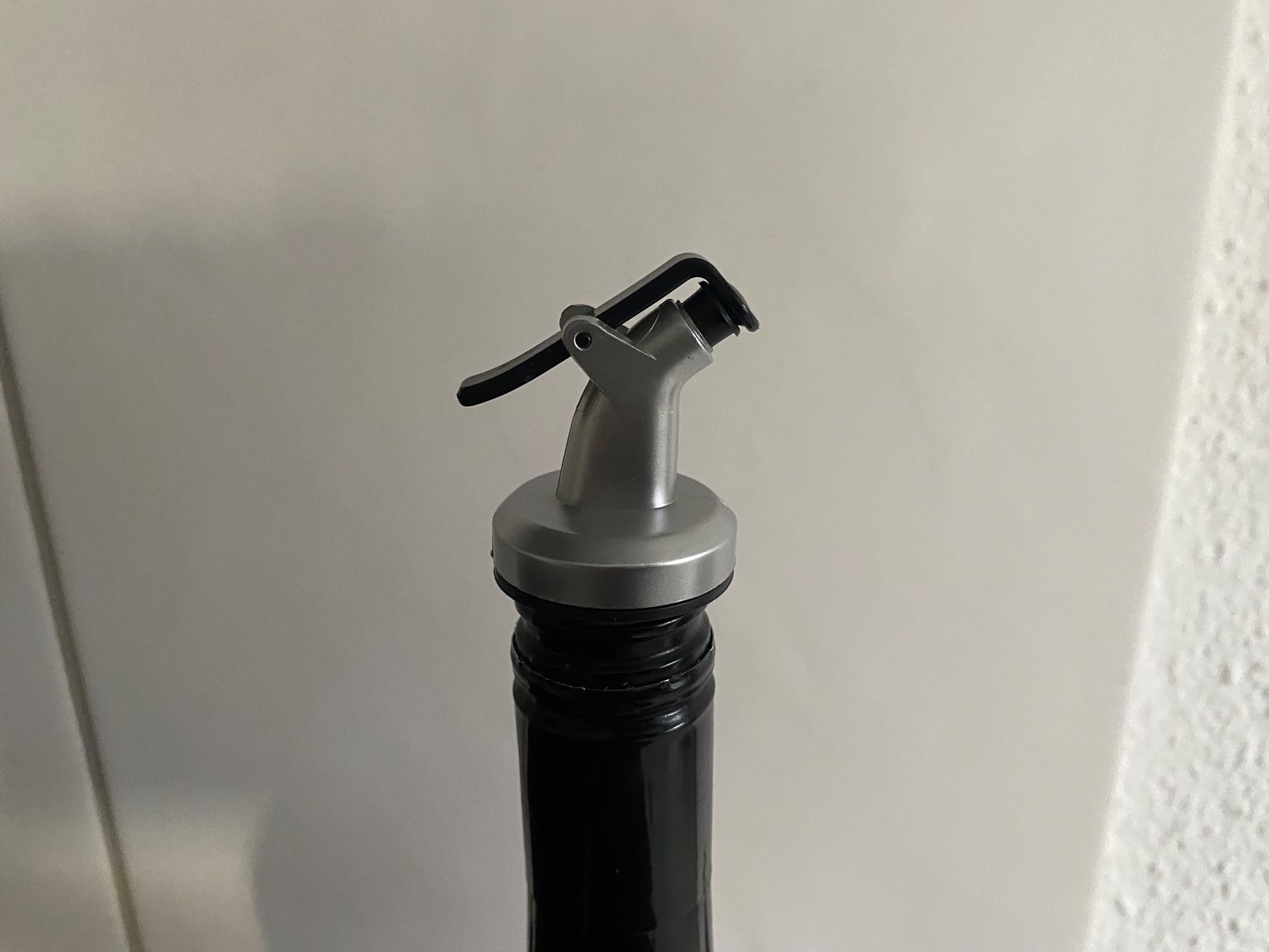 Altro in Stoviglie & Bicchieri: 5x Flaschendosierer mit Verschluss-Kappe – Nuovo e nell'imballaggio originale da Spreitenbach venduto da Brockiland-Flohmarkt 2