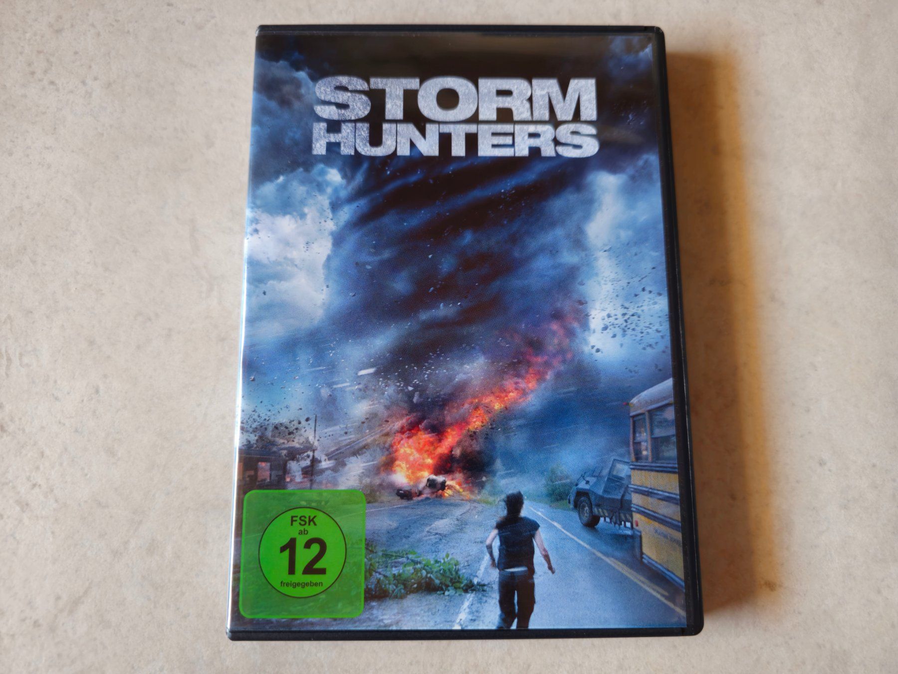 Tutti i DVDs: Storm Hunters – Usato da Schneisingen venduto da backstore24