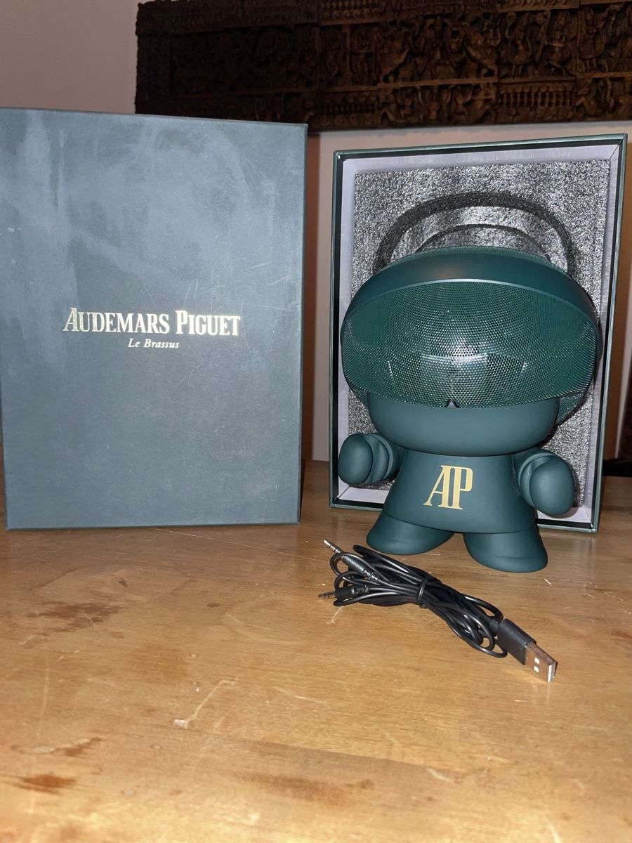 Casse acustiche: Audemars Piguet Bluetooth Speaker – Nuovo (secondo la descrizione) da Basel venduto da Exceptnotes