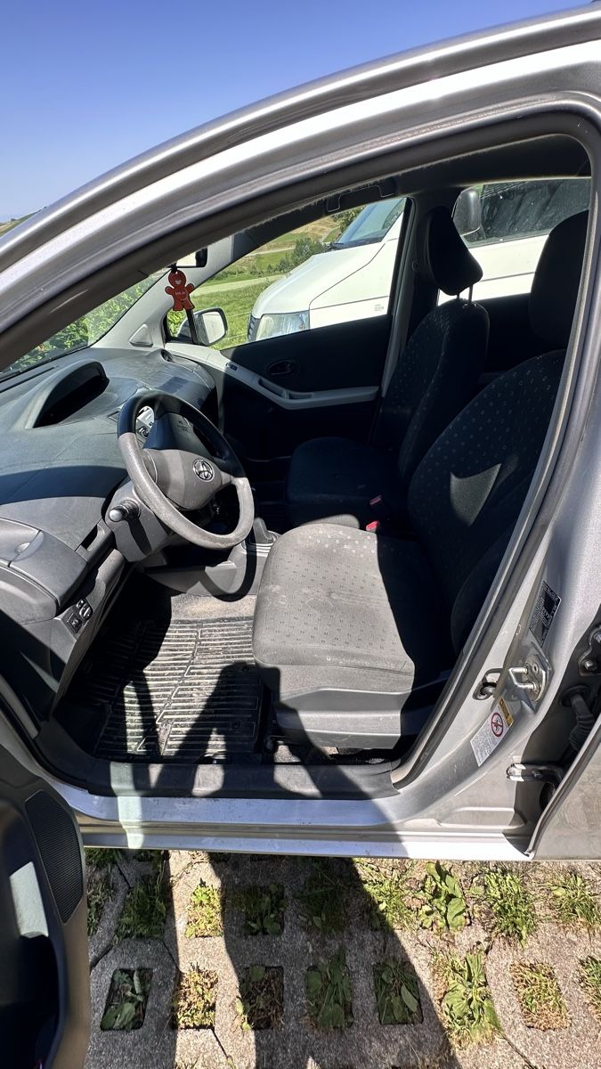 Toyota Automobili: Toyota Yaris – Usato da Arni BE venduto da fetijoel 2