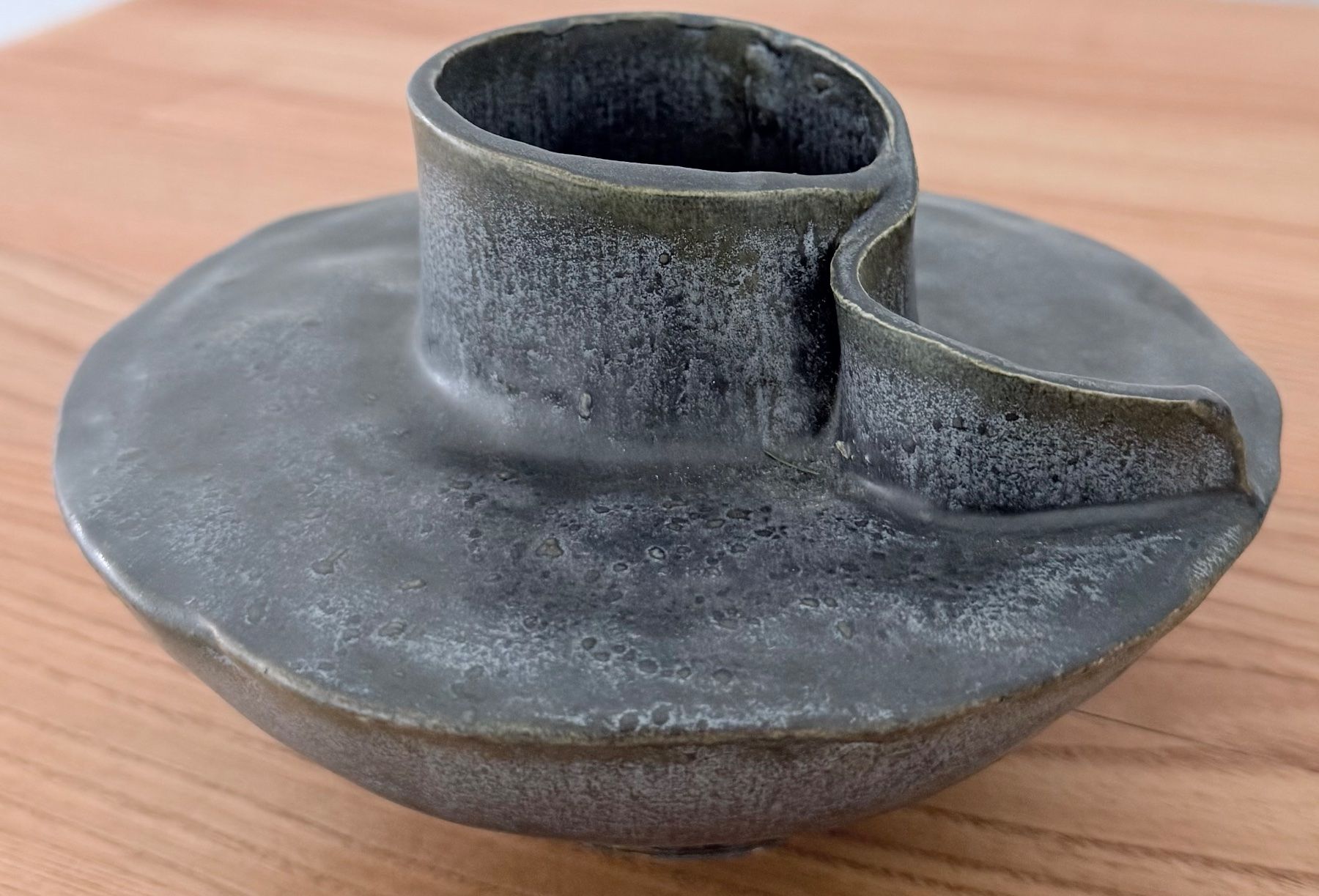 Vasi & Recipienti: Vase mit bronzeähnlicher Glasur – Usato da Luzern venduto da Mamutpe 1