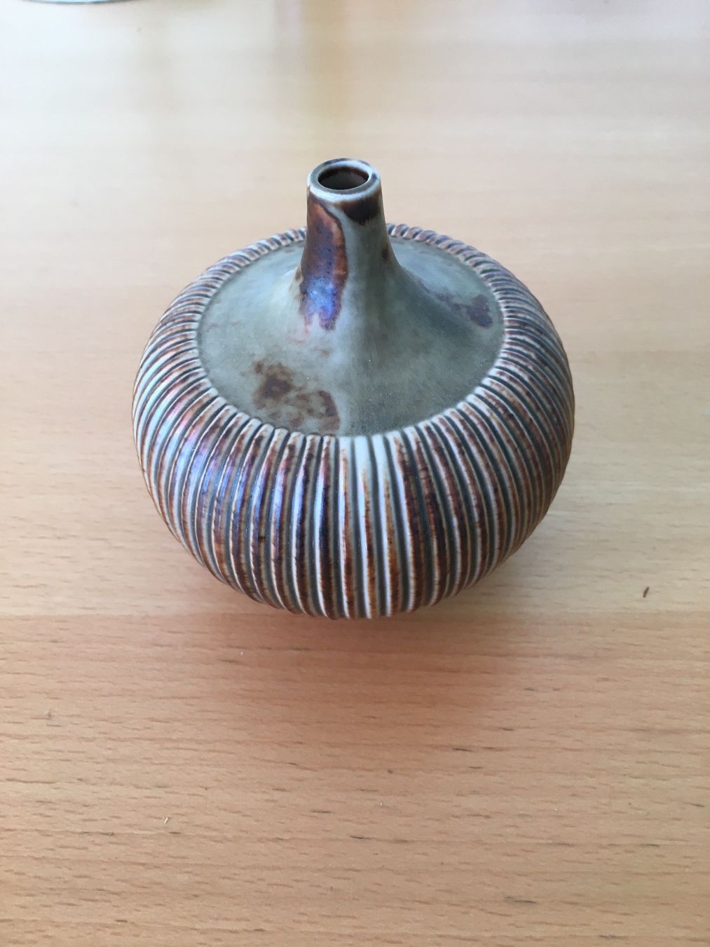 Vasi & Recipienti: Vase Langenthal Schweiz beige gerippt – Usato da Zürich venduto da Sutecs