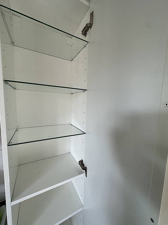 Armadi: Badschrank weiss glanz  – Usato da Muttenz venduto da anna123 3