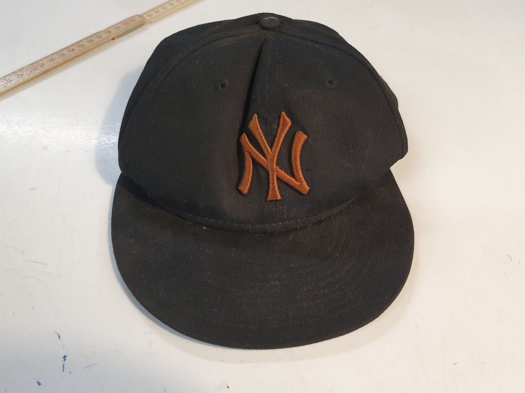 Altro in  Abbigliamento & Accessori: New Era Cap grösse M / L – Usato da Zürich venduto da loosebone