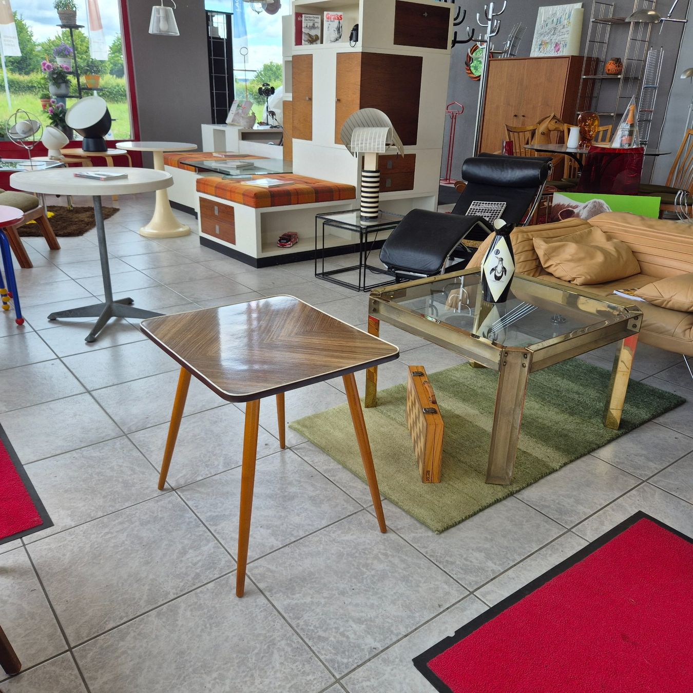 Tische: MCM Coffee-Table Beistelltisch Holzoptik Tisch – Gebraucht aus Nottwil von Wondewa-Shop 9