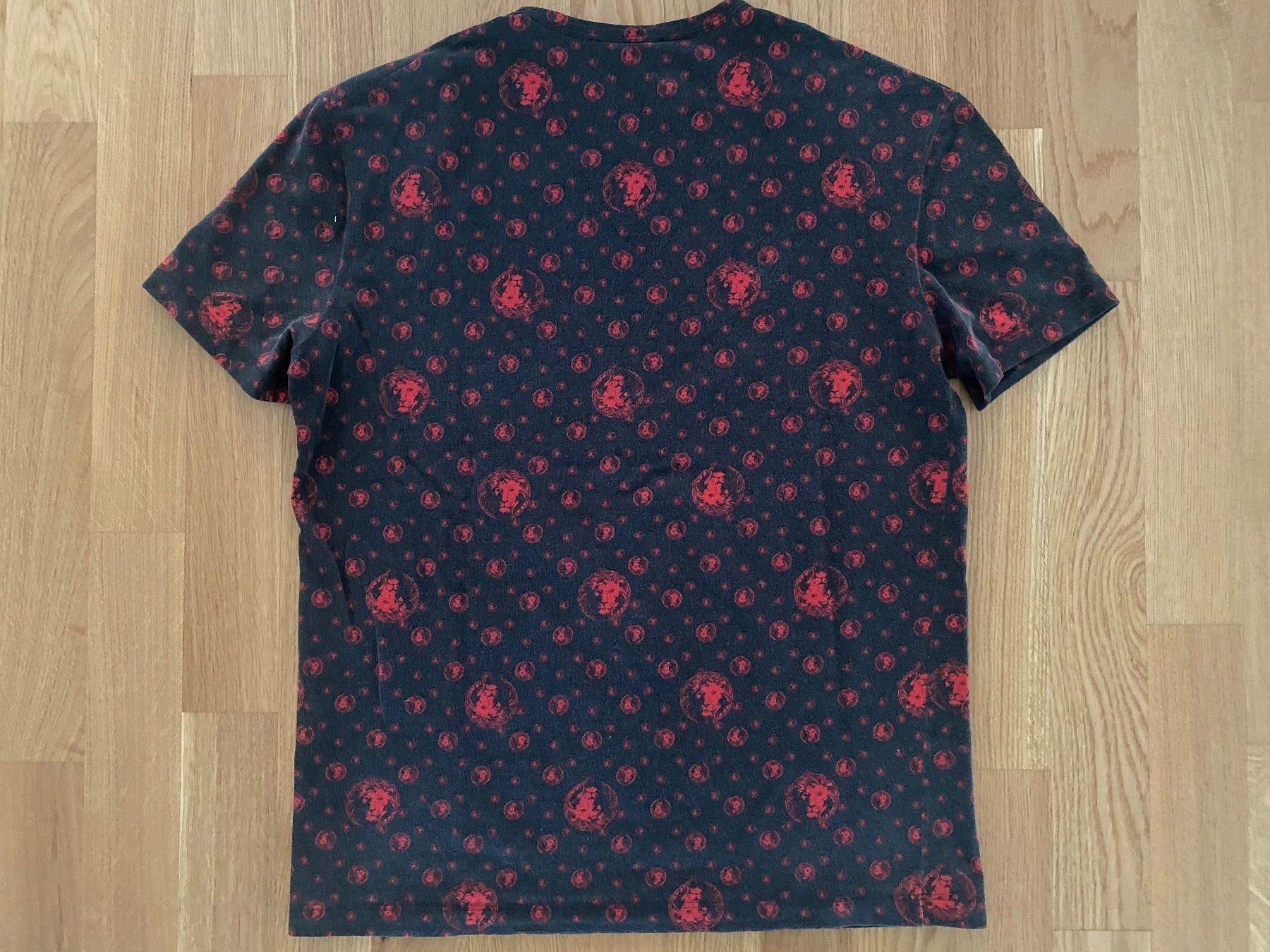 Versace T-shirt: ORIGINAL VERSACE T-SHIRT SMALL GRATIS VERSAND! – Usato da Birr venduto da rockie53 2