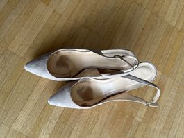 Sandalen, beige