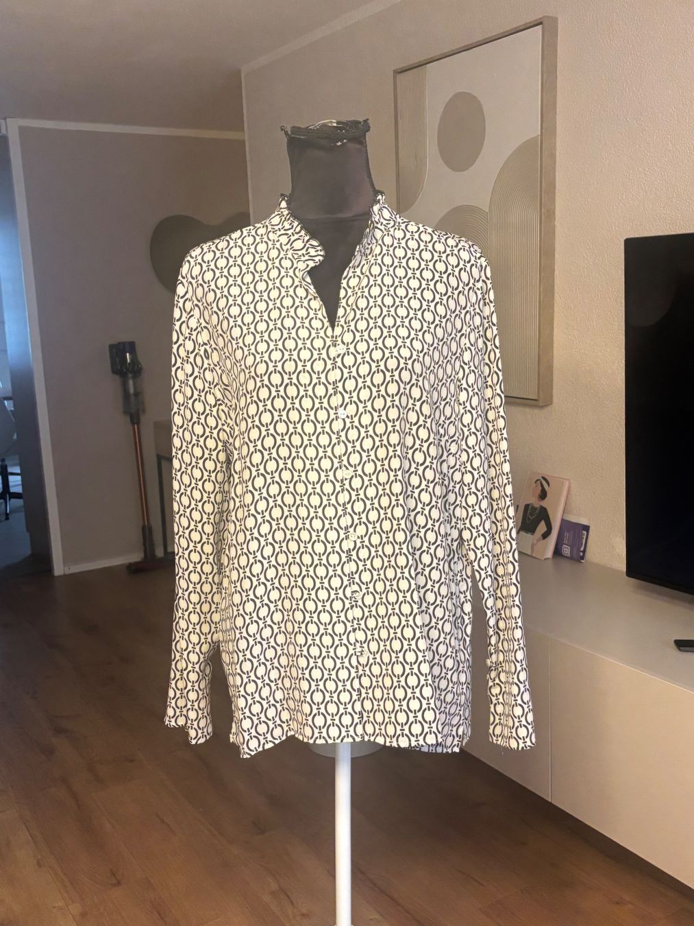 Camicette: Max Volmary Bluse 100% Seide – Usato da St. Margrethen SG venduto da dijanaO 4