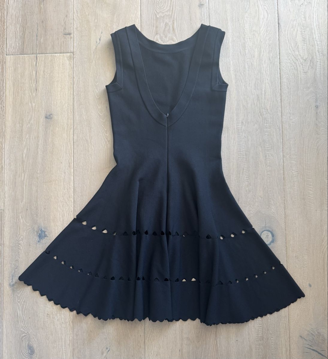 Alaia Robes: Alaia Kleid schwarz – Neuf (Voir description) à Benglen par Dormiglione 5