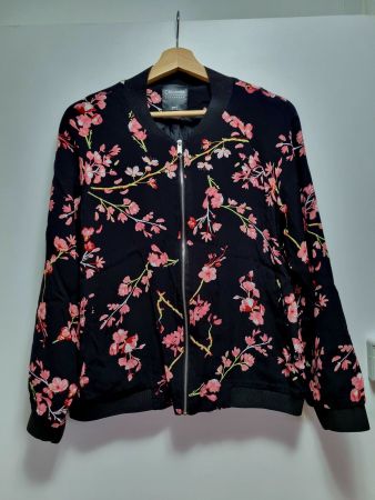 Schöner leichter Sommer Blouson L NEU