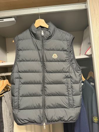 Moncler Contrin Daunenweste Black