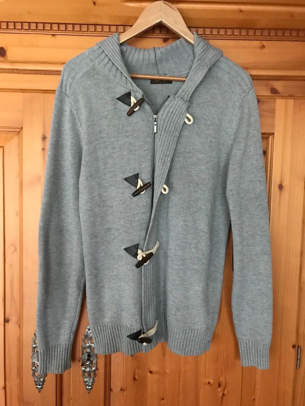 Jacken: HERREN STRICK-JACKE GRAU -GRÖSSE L - NEU – Neu (gemäss Beschreibung) aus Buchs AG von fischli610