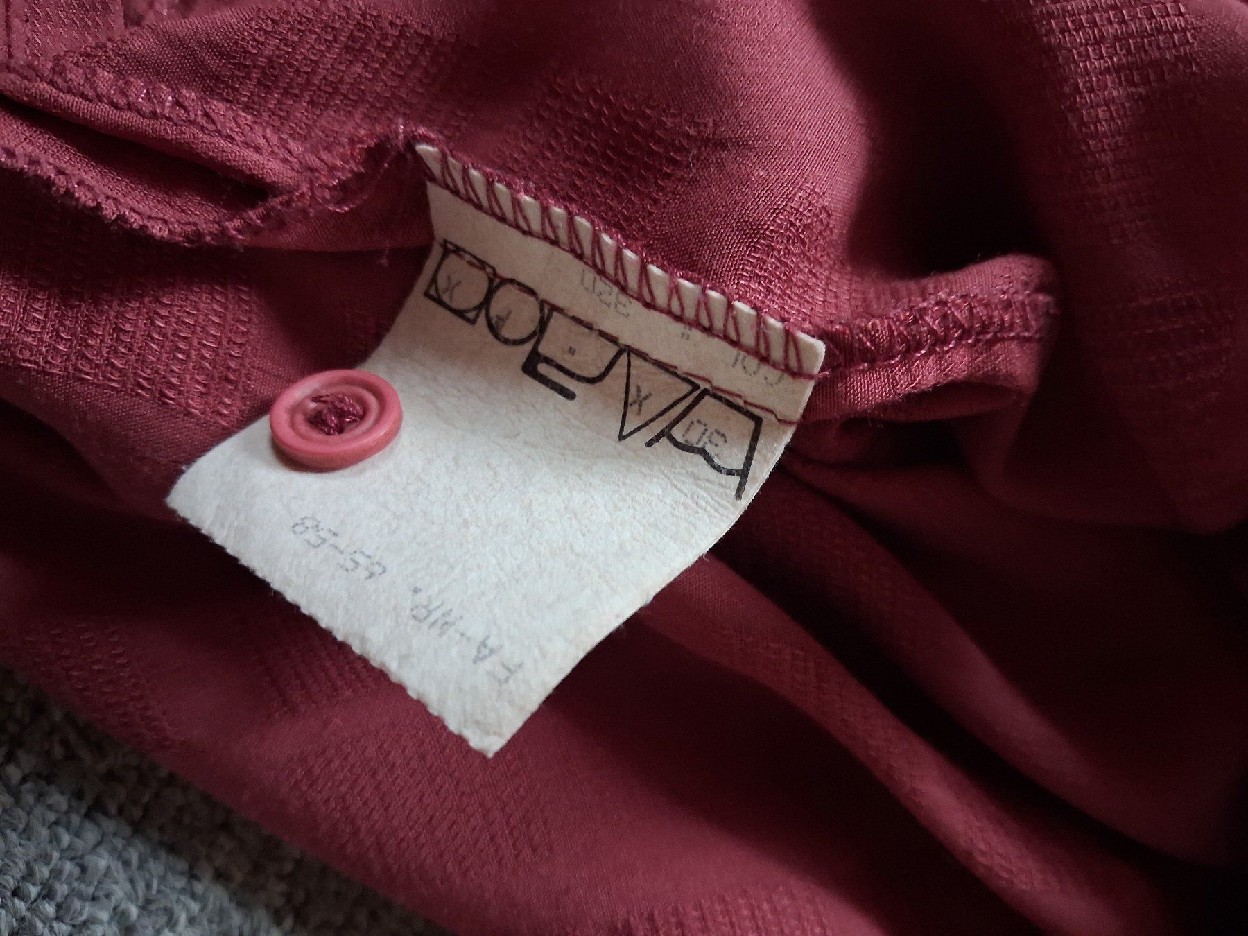 Camicette: Sommerliche Bluse, Gr. 42, Rot – Usato da Wald ZH venduto da e8e 7