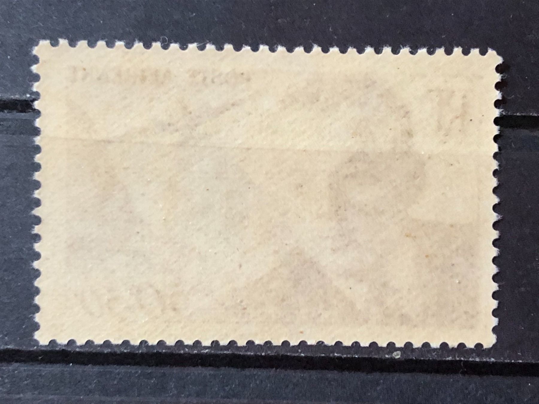 Tutti i francobolli: () Poste Aerienne x3 1947 1948 Neufs** – Nuovo e nell'imballaggio originale da Lausanne venduto da ffhoud 4