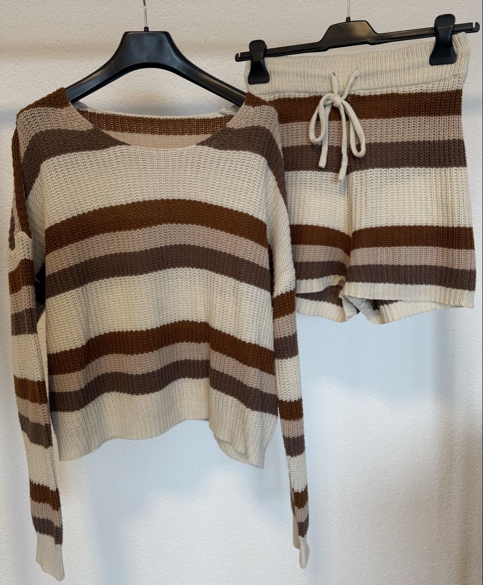 Shein Lotti di vestiti: Braunes Strick-Set gestreift, Grösse S/M – Nuovo (secondo la descrizione) da Rorschacherberg venduto da drdupor 4