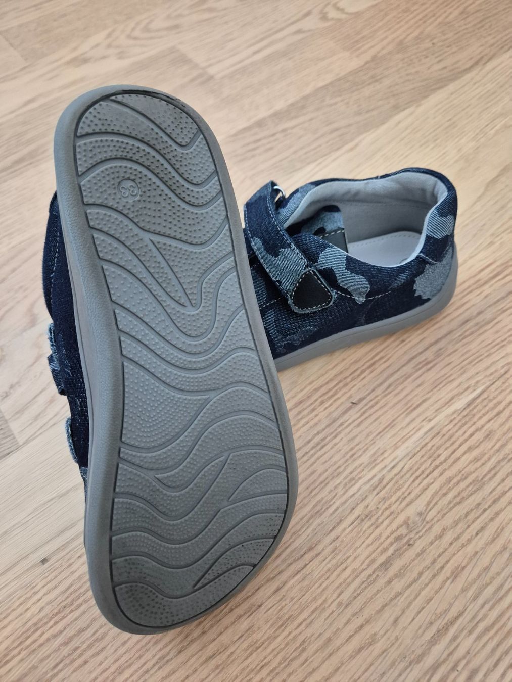 Scarpe per ragazzi: Protetika Gr. 33 Top Zustand! – Nuovo (secondo la descrizione) da Pfäffikon SZ venduto da Ka6ka 1