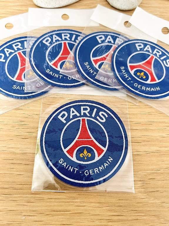 Plaquettes & Badges: PSG patch football badge – D'occasion à Colombier VD par Xzbit 1