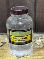 Antike Apothekerflasche ‚Salizil‘, Glas, Deckel Bakelit