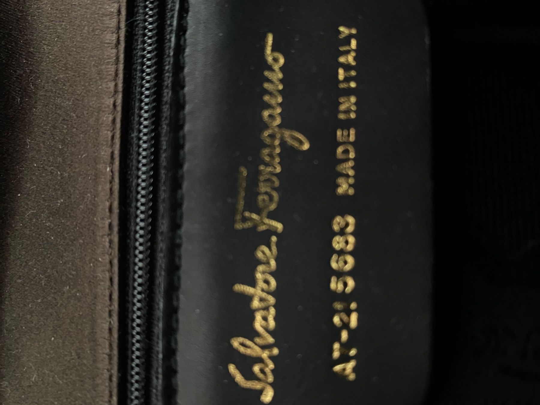 Salvatore Ferragamo Sacs femmes: Salvatore Ferragamo Tasche – D'occasion à Zürich par ves_w6wl 3