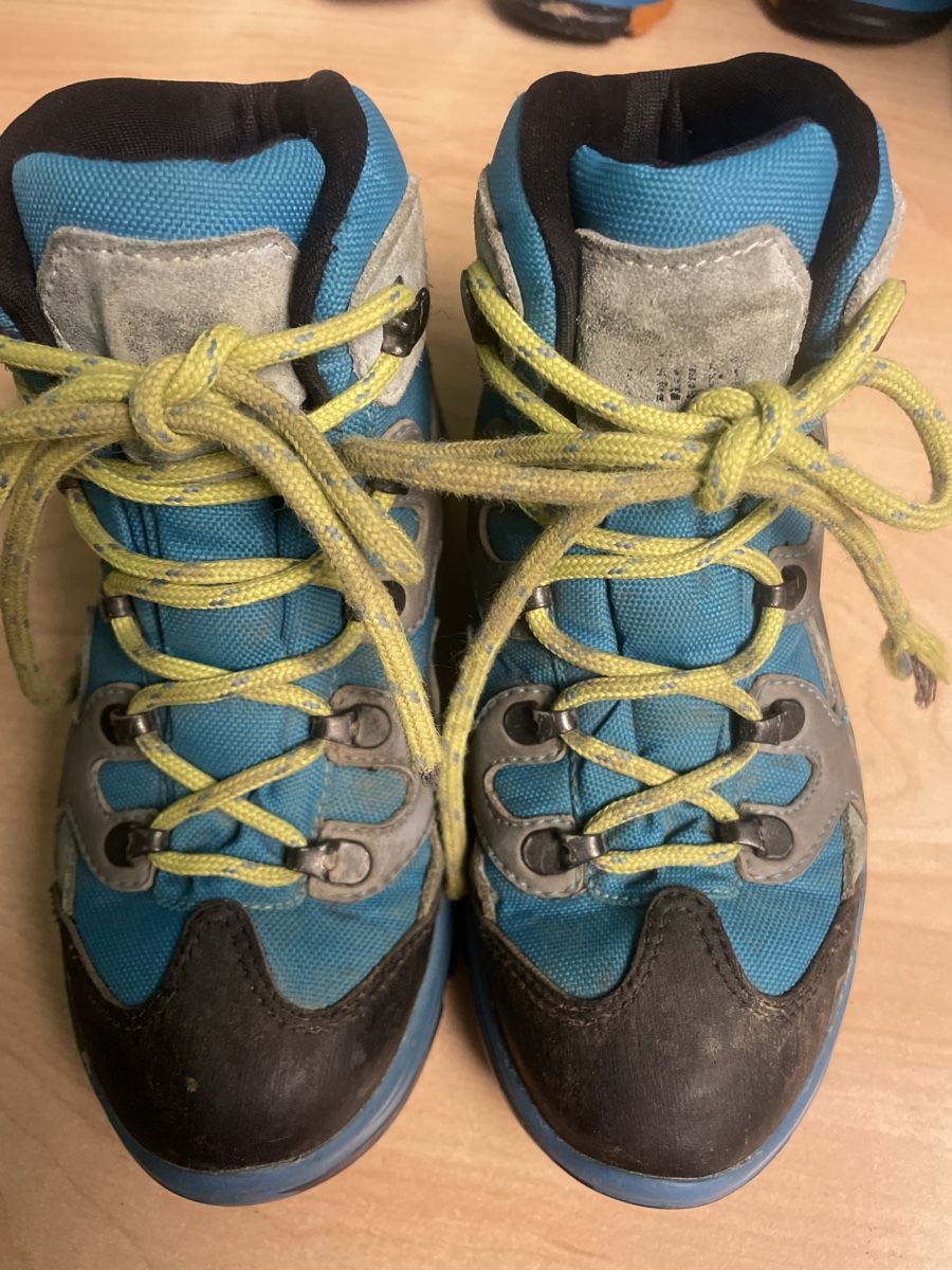 Mckinley Schuhe für Jungen: Mc Kinley Aquamax Wanderschuhe Gr. 31Vibram Sohle – Gebraucht aus Obergerlafingen von cabo4 1
