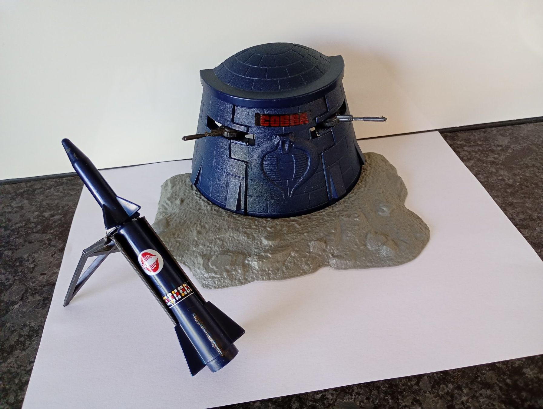 Hasbro Giocattoli: G.I. Joe Cobra Bunker mit Rakete 1985 – Usato da Möriken AG venduto da Vellas 2