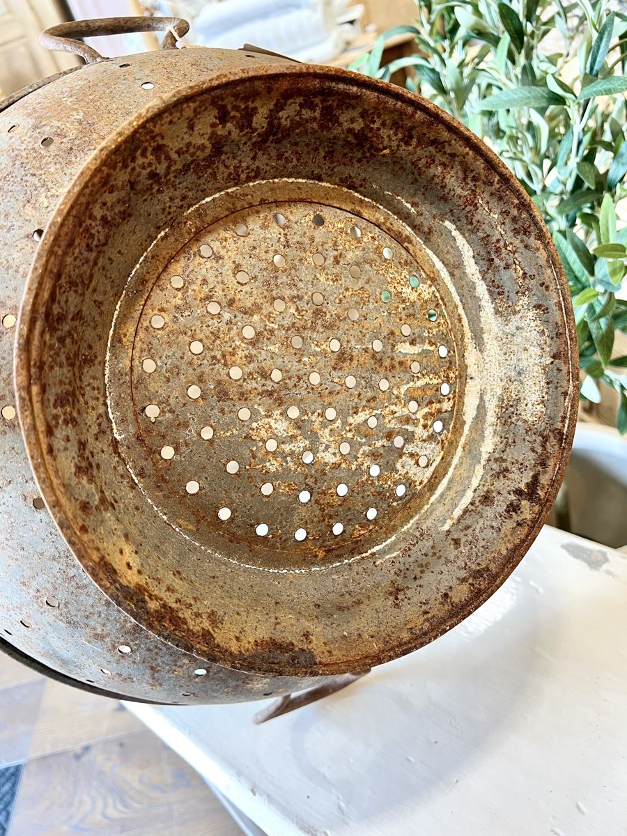 Küchengeräte: Küchensieb alt 40cm  – Gebraucht aus Sirnach von dasrosahaus 2