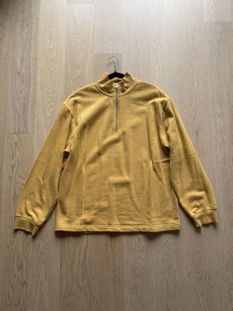Cooles Sweatshirt mit Halfzip in Gelb