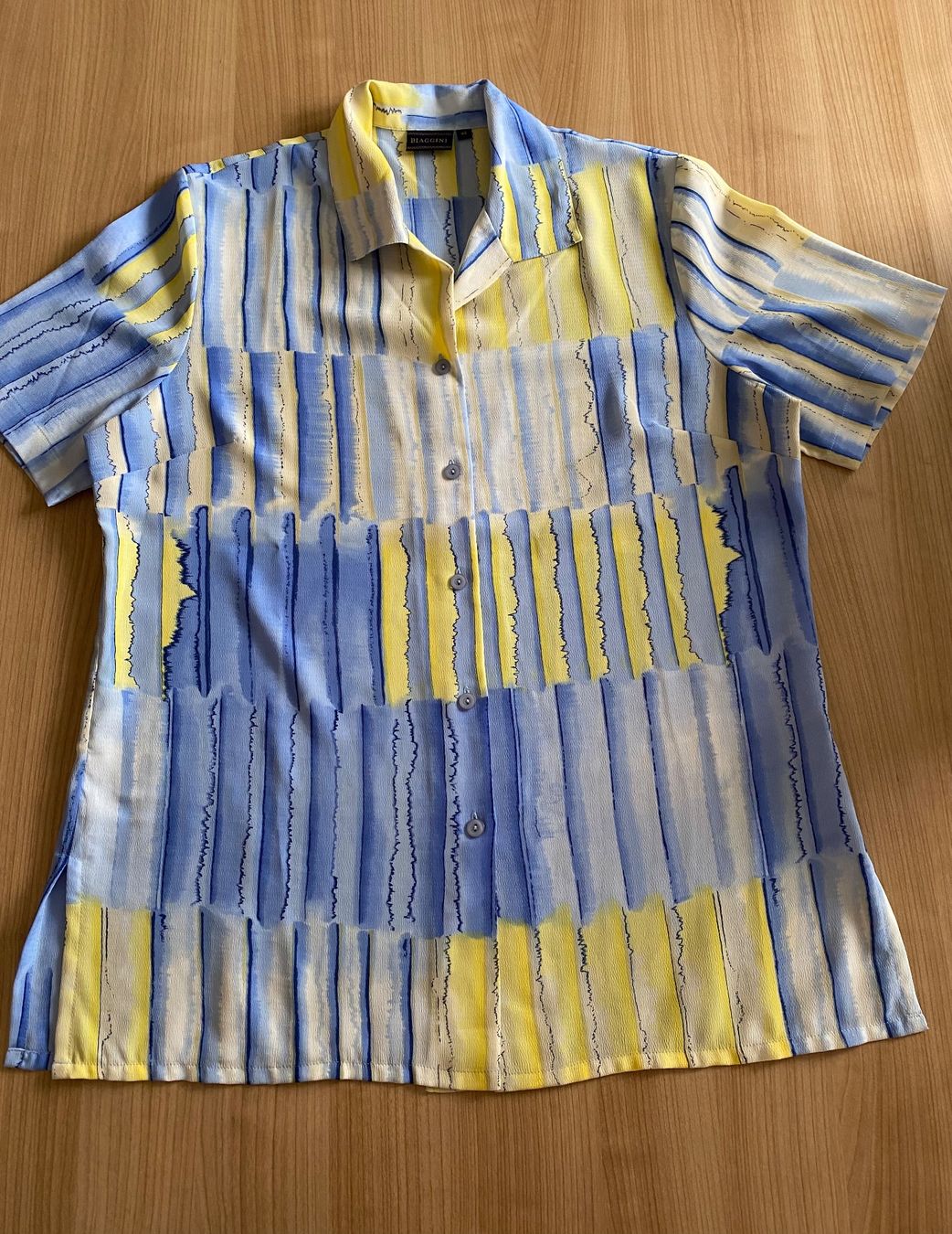 Camicette: Bluse gelb/blau - Grösse 44 – Usato da Galgenen venduto da bibibalu5