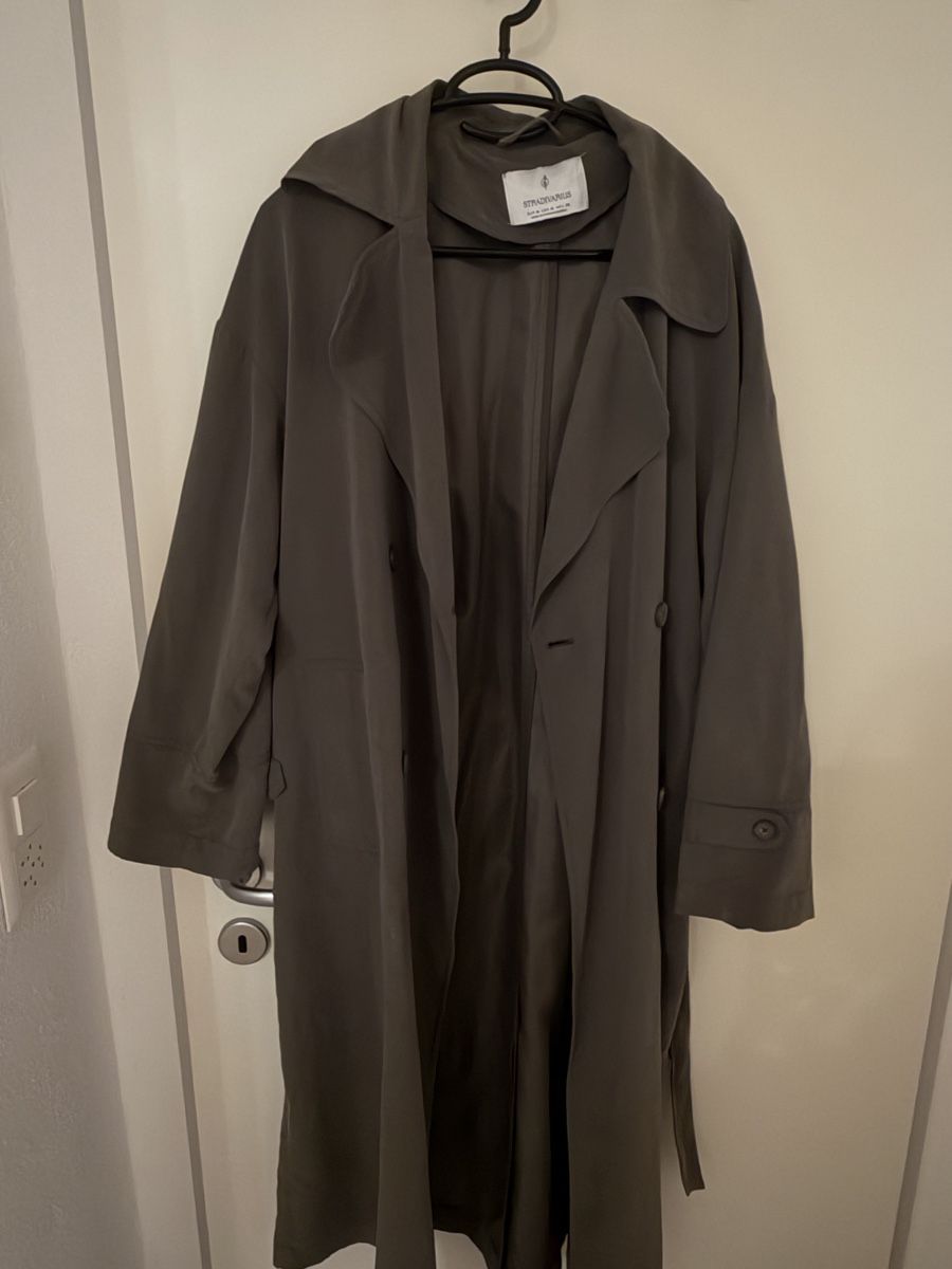 Stradivarius Mäntel: Khaki Stradivarius Trenchcoat in Grösse M – Neu (gemäss Beschreibung) aus Thierachern von due_ls6w