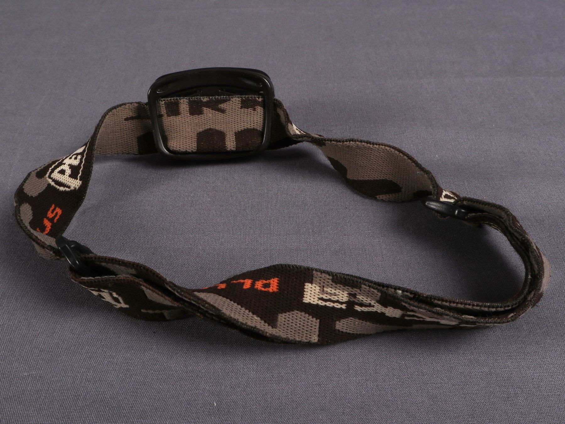 Petzl Lampes: STIRNLAMPE PETZL Plus – D'occasion à Steinen par Restwert_Steinen 1