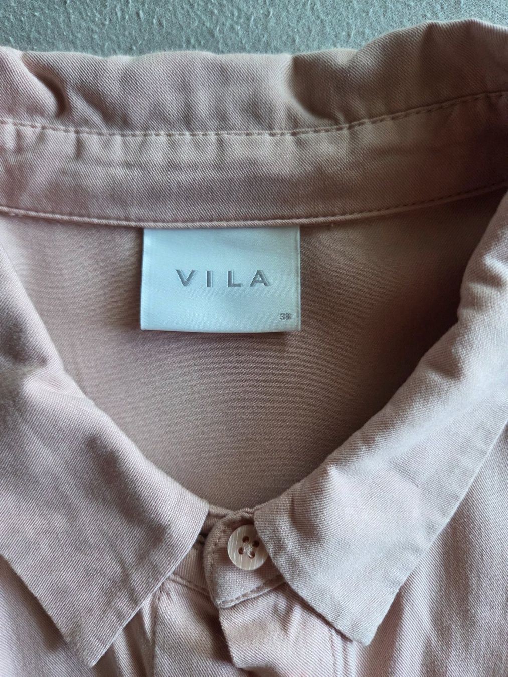Vila Vestiti: Vila Blusenkleid rosa – Usato da Zürich venduto da Stephs13 2