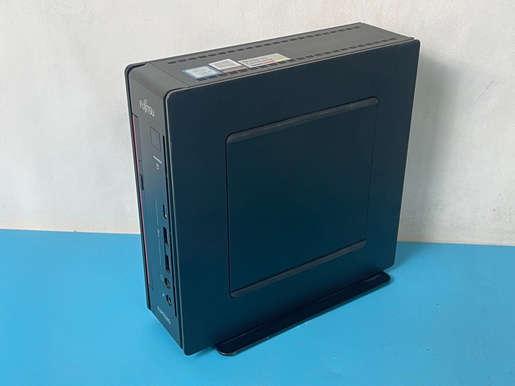 Fujitsu PCs: Fujitsu  Esprimo Q957, Mini-PC – Gebraucht aus Basel von Jbeu06 2