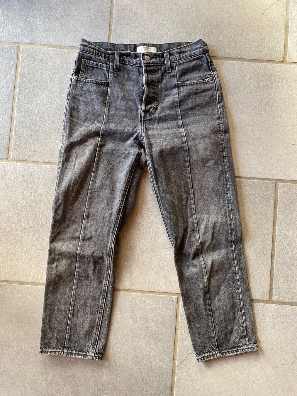 Levi's Jeans: Levi's Altered W28 – Gebraucht aus Les Posses-sur-Bex von LylaPois