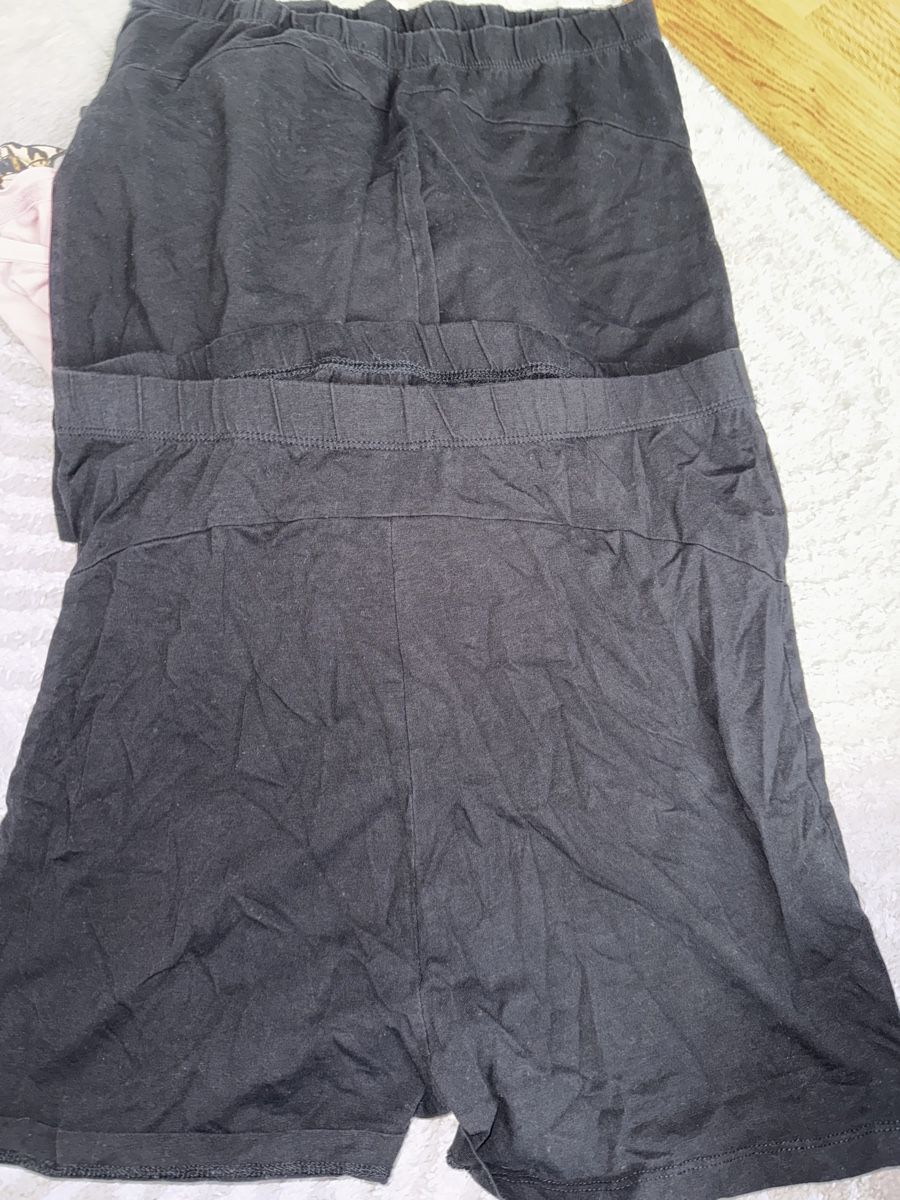 Lots de vêtements: Umstand Mode – D'occasion à Mönchaltorf par DaviJu 6