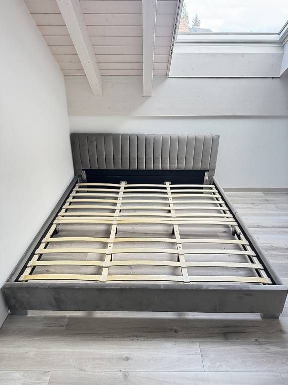 Letti: Polsterbett DAINA 180 x 200 cm anthrazit – Usato da Münsingen venduto da Tinu.T